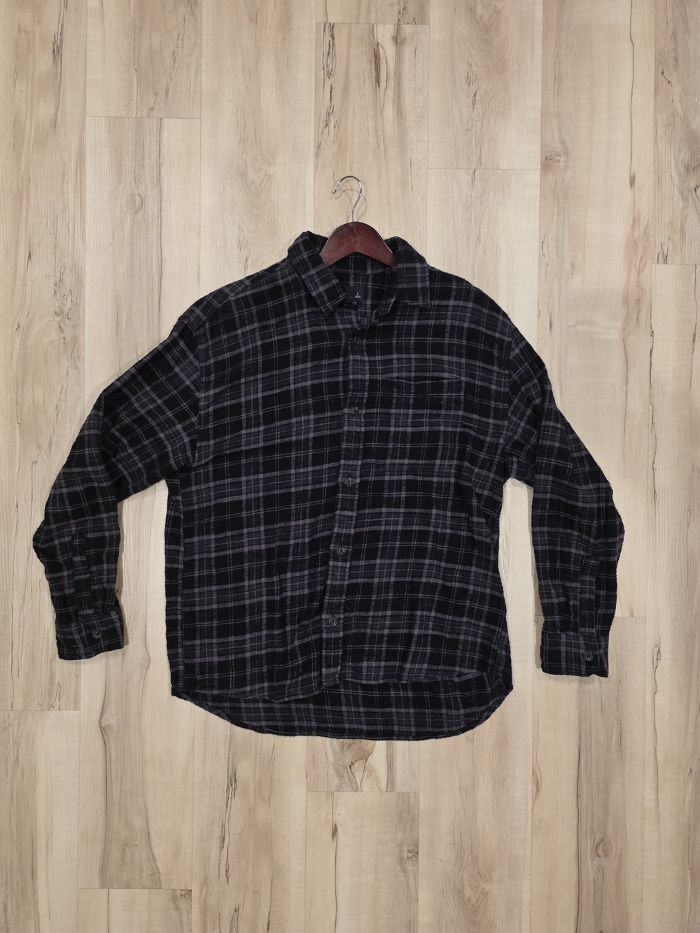 Abercrombie & Fitch Black Plaid Button-Down Flannel Shirt